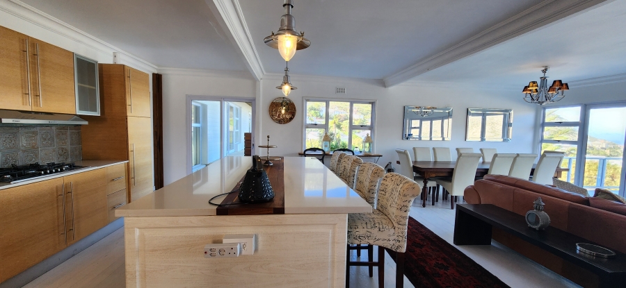 To Let 4 Bedroom Property for Rent in Glencairn Heights Western Cape